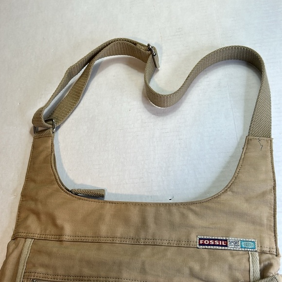 FOSSEL SPORTS DIVISION MULTI POCKET CROSSBODY VINTAGE BAG - Picture 11 of 16